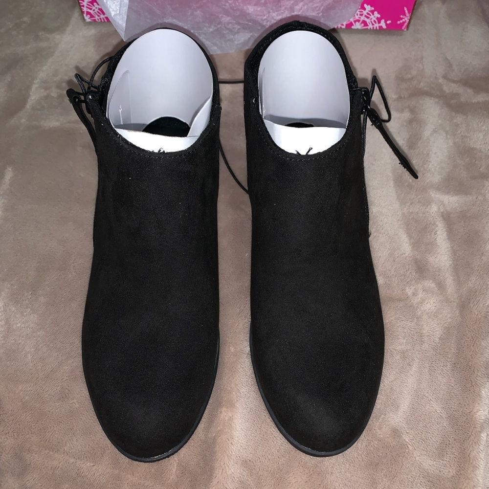 Arizona Jean Company Girls Booties